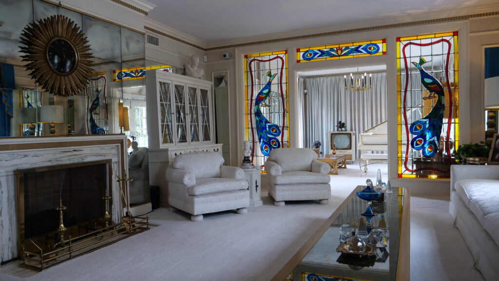 Elvisov dnevni boravak u Gracelandu